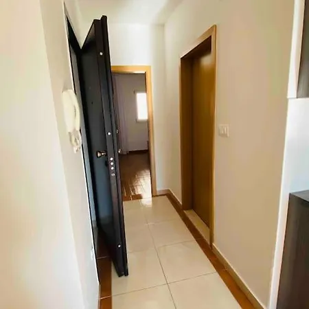 Apartment Bol *